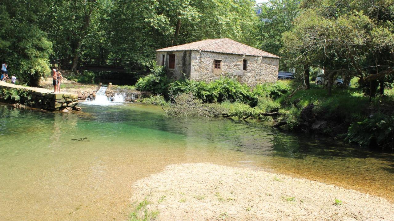 Apartamento Spellos Rosal Dış mekan fotoğraf